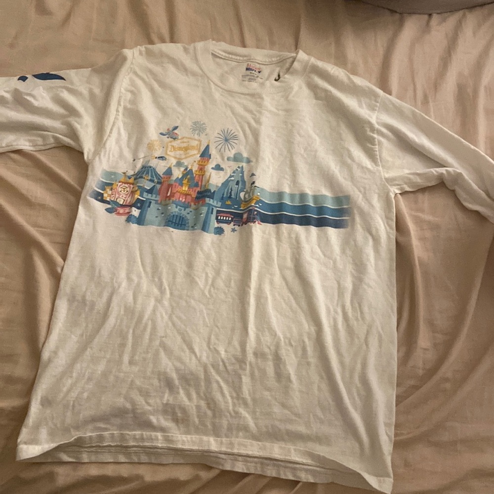 Disneyland resort long sleeve shirt